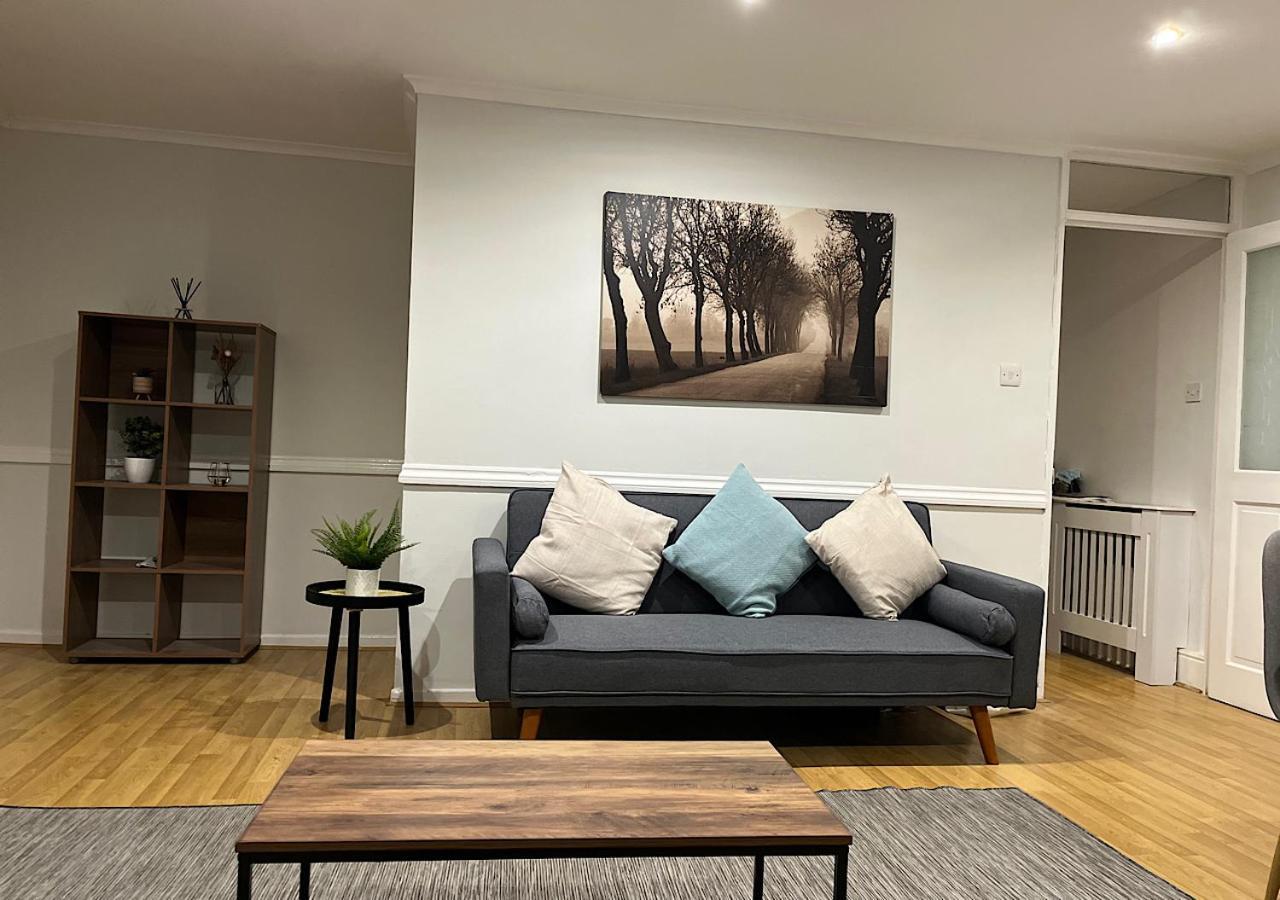 Lovely 2 Bedroom Apartment With Parking Space London Exterior foto
