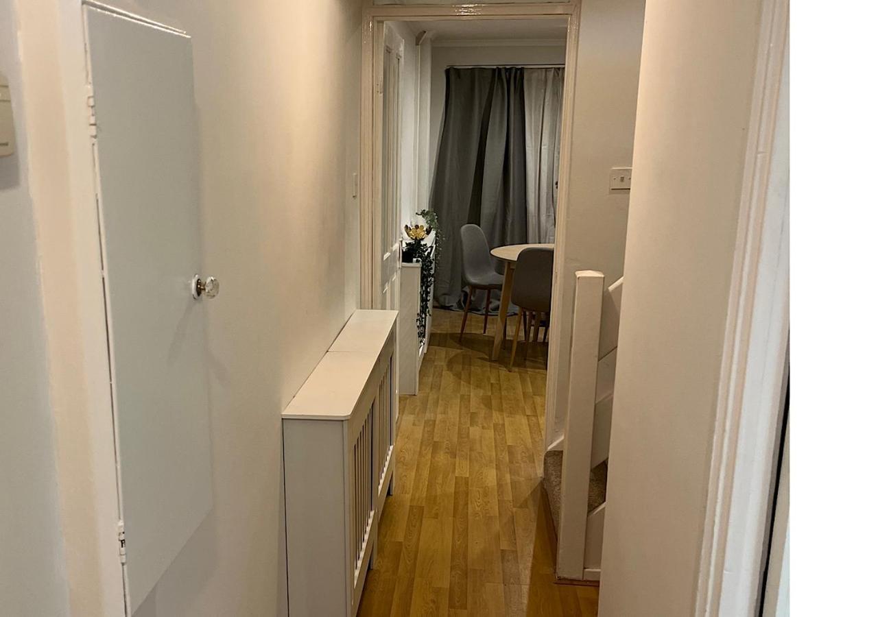 Lovely 2 Bedroom Apartment With Parking Space London Exterior foto
