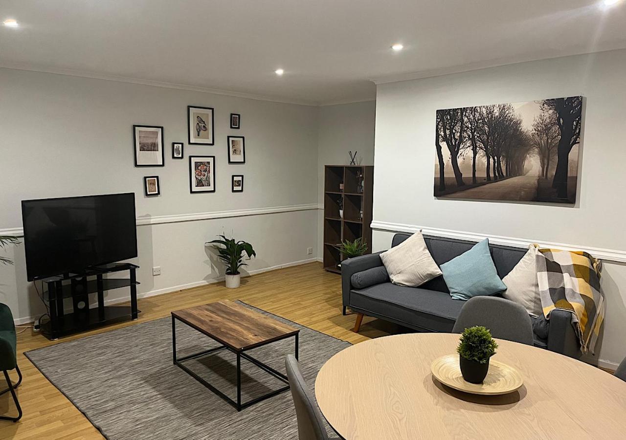 Lovely 2 Bedroom Apartment With Parking Space London Exterior foto