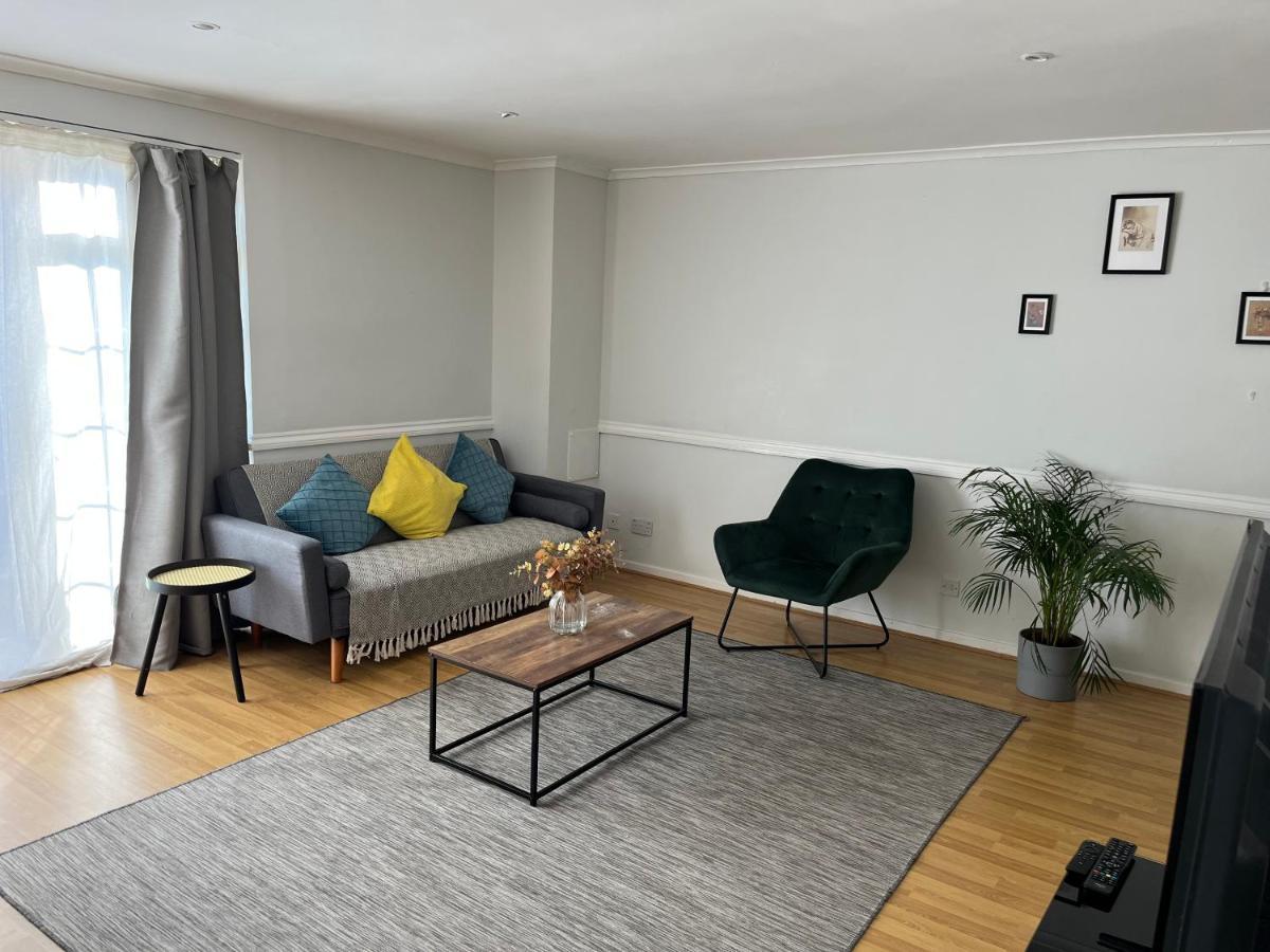 Lovely 2 Bedroom Apartment With Parking Space London Exterior foto